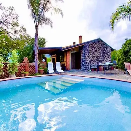 Σπίτι διακοπών With Pool And Great Views In *